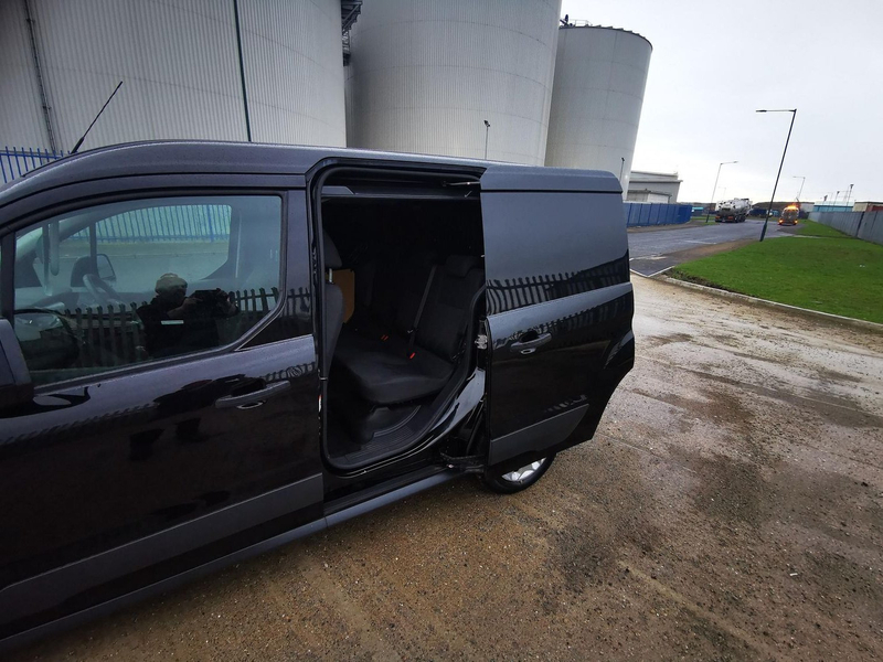 FORD TRANSIT CONNECT