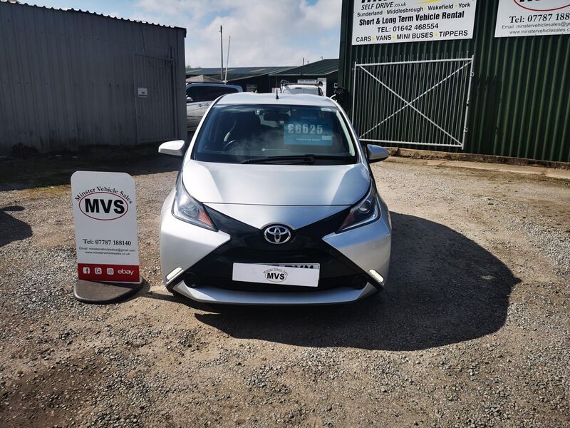 TOYOTA AYGO