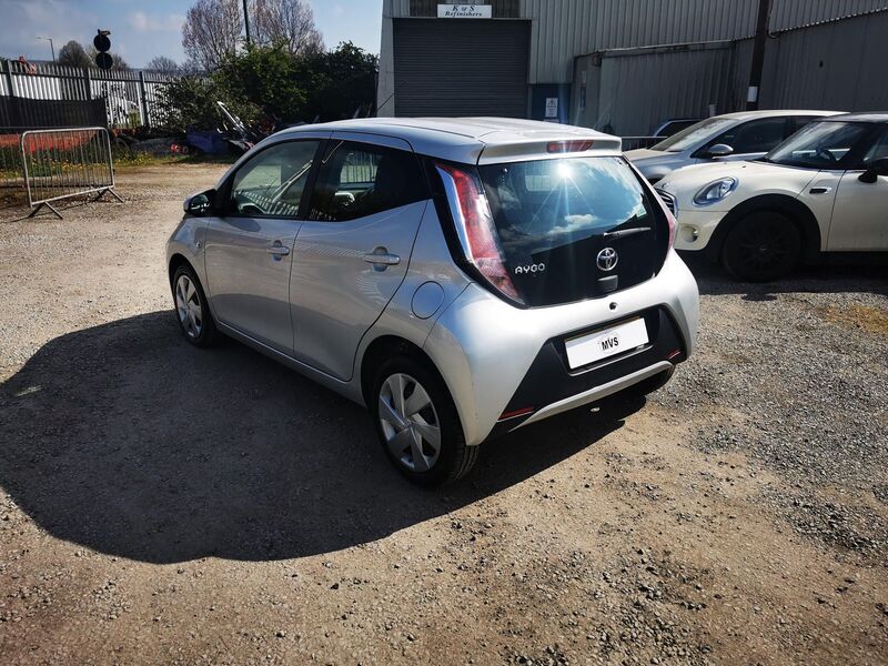 TOYOTA AYGO