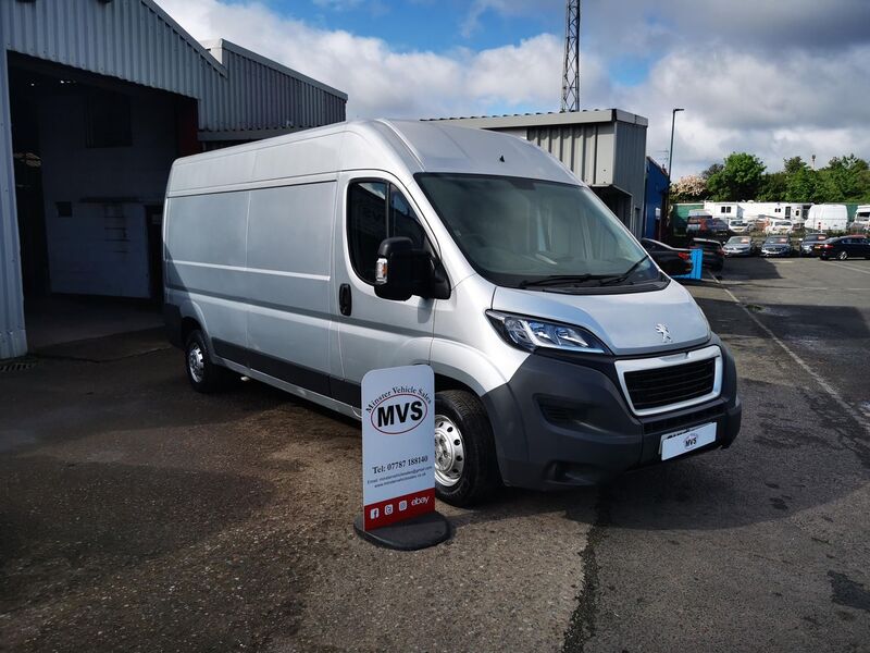 PEUGEOT BOXER